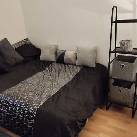 Parisian Vibes A Clichy Appartement Buitenkant foto