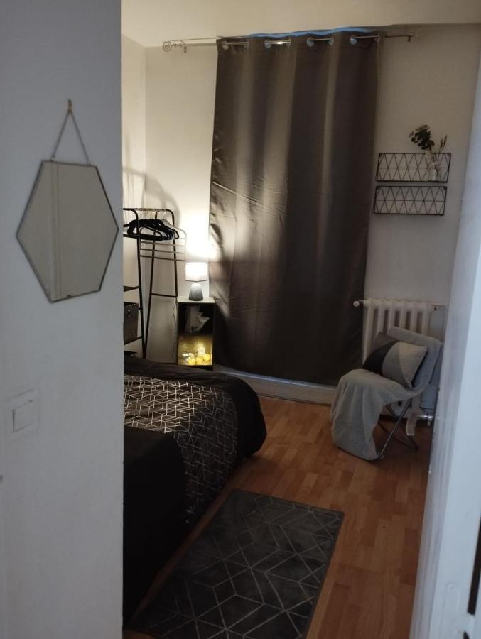 Parisian Vibes A Clichy Appartement Buitenkant foto